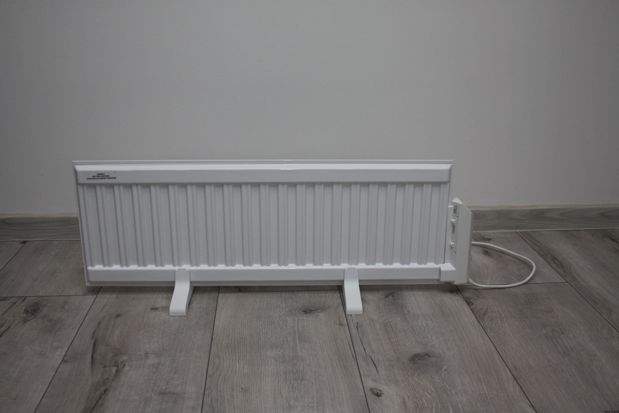 ELPE 400W LCD oil electric radiator (900x300) - Image 3
