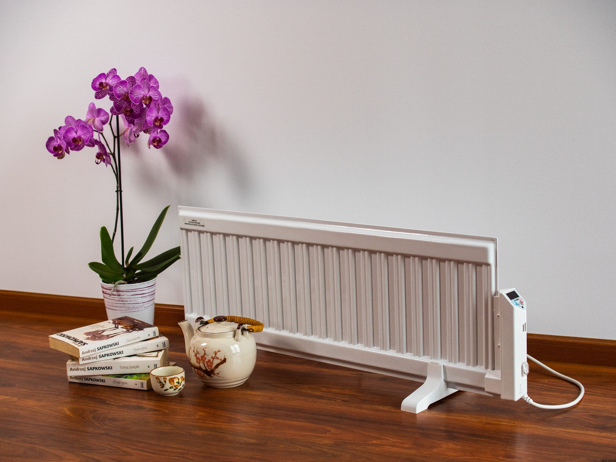 ELPE 400W LCD oil electric radiator (900x300)
